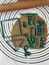 Load image into Gallery viewer, Savivon (Dradel) Cookie Cutter Set of 12