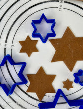 Load image into Gallery viewer, Set if 4 Davids Star Magen David Cake Biscuit and Cookie Cutters