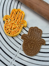 Load image into Gallery viewer, Hamsa Chai Cookie Cutter