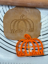 Load image into Gallery viewer, Hello Fall Pumpkin