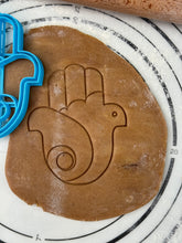 Load image into Gallery viewer, Hamsa Peace Cookie Cutter