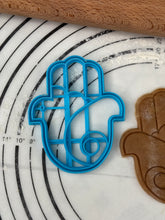 Load image into Gallery viewer, Hamsa Peace Cookie Cutter