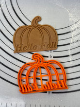 Load image into Gallery viewer, Hello Fall Pumpkin