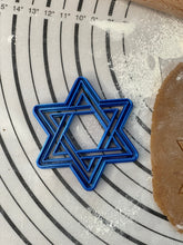 Load image into Gallery viewer, Magen Dovid Jewish Star David’s