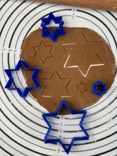 Load image into Gallery viewer, Set if 4 “David’s Star” Cake, Biscuit & Cookie Cutters