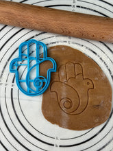 Load image into Gallery viewer, Hamsa Peace Cookie Cutter