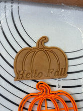 Load image into Gallery viewer, Hello Fall Pumpkin