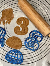 Load image into Gallery viewer, Premium Quality Set of 4 Upsherin Kippah, Scissors, Number 3 and Tzizit. Cookie Cutters & Molds Produced by 3D Kitchen Art