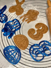 Load image into Gallery viewer, Premium Quality Set of 4 Upsherin Kippah, Scissors, Number 3 and Tzizit. Cookie Cutters & Molds Produced by 3D Kitchen Art