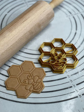 Load image into Gallery viewer, Honey Comb