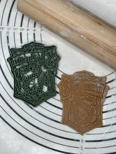 Load image into Gallery viewer, Set of 5 Hogwarts Houses, Gryffindor, Slytherin, Hufflepuff, Ravenclaw Logos Cookie Cutter & Mold