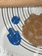 Load image into Gallery viewer, Set of 7 Hanukkah Cookie Cutters and Molds Produced by 3D Kitchen Art