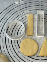 Load image into Gallery viewer, Set of 4 Hanukkah Sufganiyah Cutters
