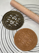 Load image into Gallery viewer, Jewish Passover Seder Plate Kiarah K’arah Ke’ara קערה Cookie Cutter