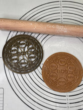 Load image into Gallery viewer, Jewish Passover Seder Plate Kiarah K’arah Ke’ara קערה Cookie Cutter