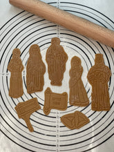 Load image into Gallery viewer, Set of 8 Premium Quality Purim Cookie Cutters And Molds