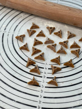 Load image into Gallery viewer, Purim Hamentashen MultiCutter x25