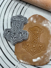 Load image into Gallery viewer, Vikings Silver Mjolner