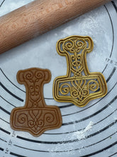 Load image into Gallery viewer, Vikings Golden Mjolner