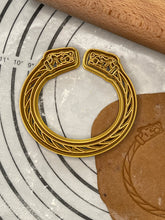 Load image into Gallery viewer, Viking Bracelet for Men -  Norse God Odin Wolf Heads Arm Rings
