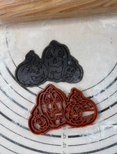 Load image into Gallery viewer, Halloween 3 Jack O’Lanterns Cookie Cutter