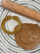 Load image into Gallery viewer, Viking Bracelet for Men -  Norse God Odin Wolf Heads Arm Rings