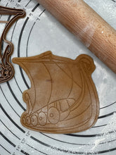 Load image into Gallery viewer, Vikings Ship Drekar Drakkar Viking Longship