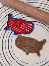 Load image into Gallery viewer, USA Map Flag Cookie Cutter & Mold 3.2” Produced by 3D Kitchen Art