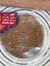 Load image into Gallery viewer, USA Map Flag Cookie Cutter & Mold 3.2” Produced by 3D Kitchen Art