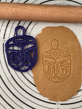 Load image into Gallery viewer, Savivon (Dradel) Cookie Cutter & Mold 4.7"