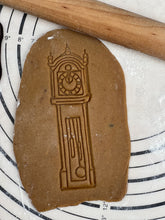 Load image into Gallery viewer, Stranger Things Old Clock Cookie Cutter