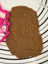 Load image into Gallery viewer, Princess Peach Head