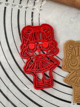 Load image into Gallery viewer, L.O.L Surprise Doll 2