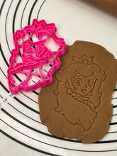 Load image into Gallery viewer, Princess Peach Head
