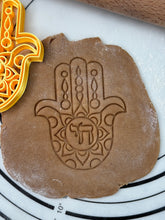 Load image into Gallery viewer, Hamsa Chai Cookie Cutter
