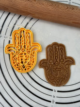 Load image into Gallery viewer, Set of 6 Hamsa Cookie Cutter &amp; Mold
