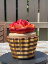 Load image into Gallery viewer, Rose Cupcake
