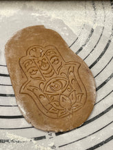 Load image into Gallery viewer, Hamsa Cookie Cutter &amp; Mold
