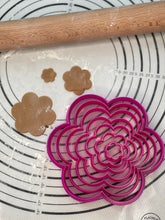 Load image into Gallery viewer, Premium Quality Set if 7 “Flower” Cake, Biscuit &amp; Cookie Cuttes Produced by 3D Kitchen Art
