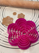 Load image into Gallery viewer, Premium Quality Set if 7 “Flower” Cake, Biscuit &amp; Cookie Cuttes Produced by 3D Kitchen Art
