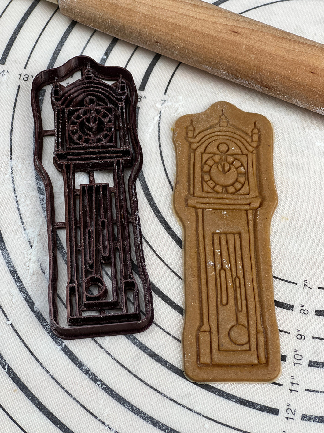 Stranger Things Old Clock Cookie Cutter